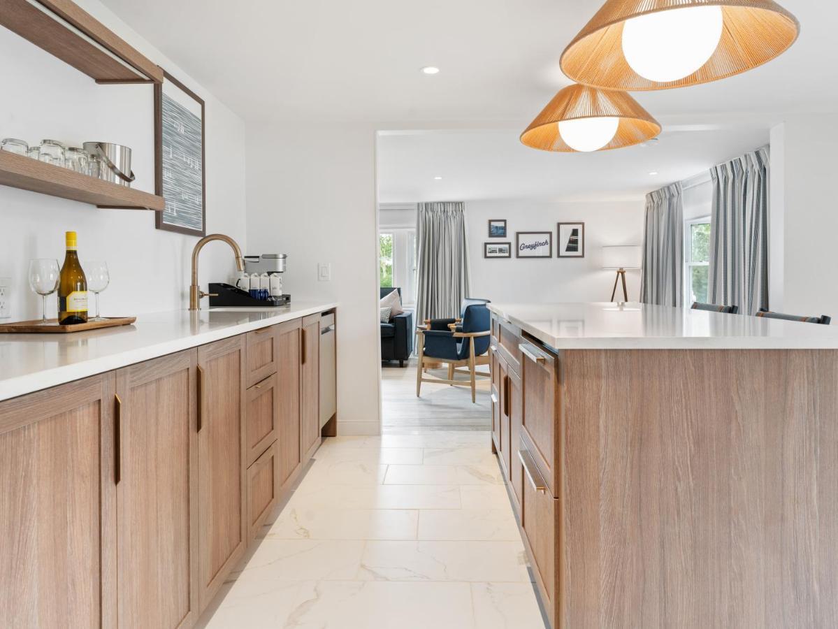 Greyfinch Chatham Inn Екстер'єр фото