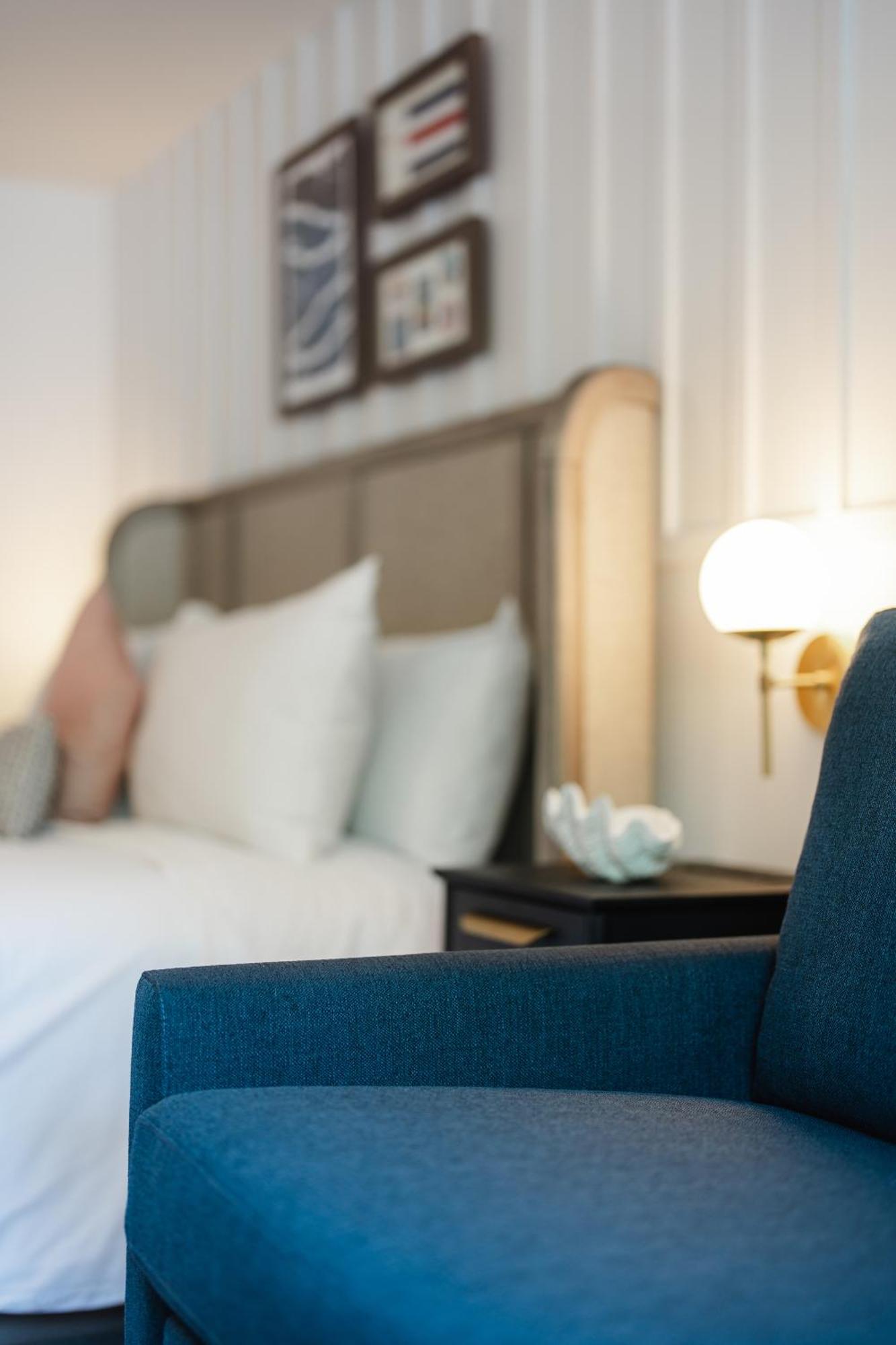 Greyfinch Chatham Inn Екстер'єр фото